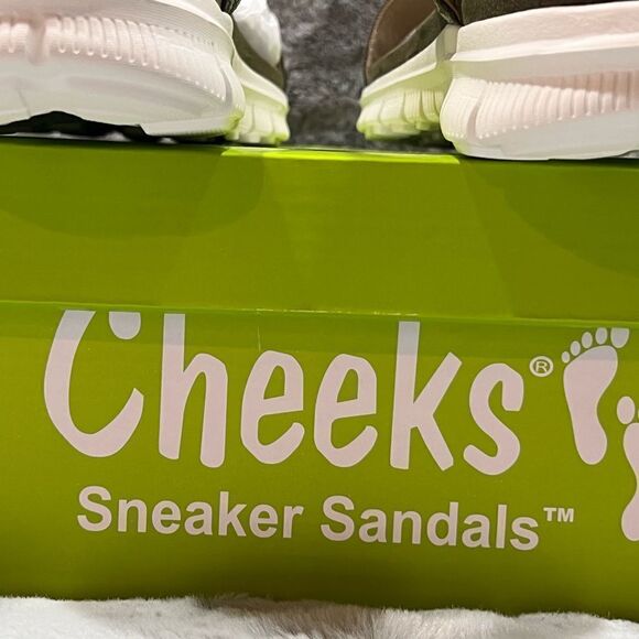 NWT Tony Little Cheeks Sneaker Sandals Olive Velcro Closure Size 8.5W - Picture 5 of 8